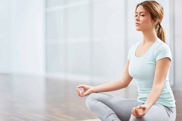 Comment les techniques de relaxation guidée peuvent-elles aider à gérer les douleurs chroniques?